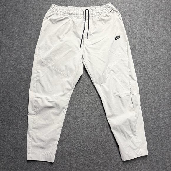 Nike Sportswear Tech Essentials Tapered Commuter Pants Mens 2XL XXL Gray Track - Picture 1 of 7